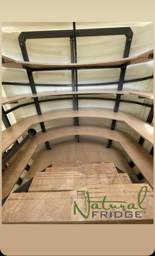 Gartenkeller NaturkÜhlschrank aus Kunststoff 2,0 m x 1,75 m mit schrägem Eingang - Natural FRIDGE aus Polen 2022 Erdkeller Modell 200x175  Fertig Erdkeller aus Polen Natural FRIDGE® für Deutschland  🍏 Vorschriften Natural Fridge -  Angebot