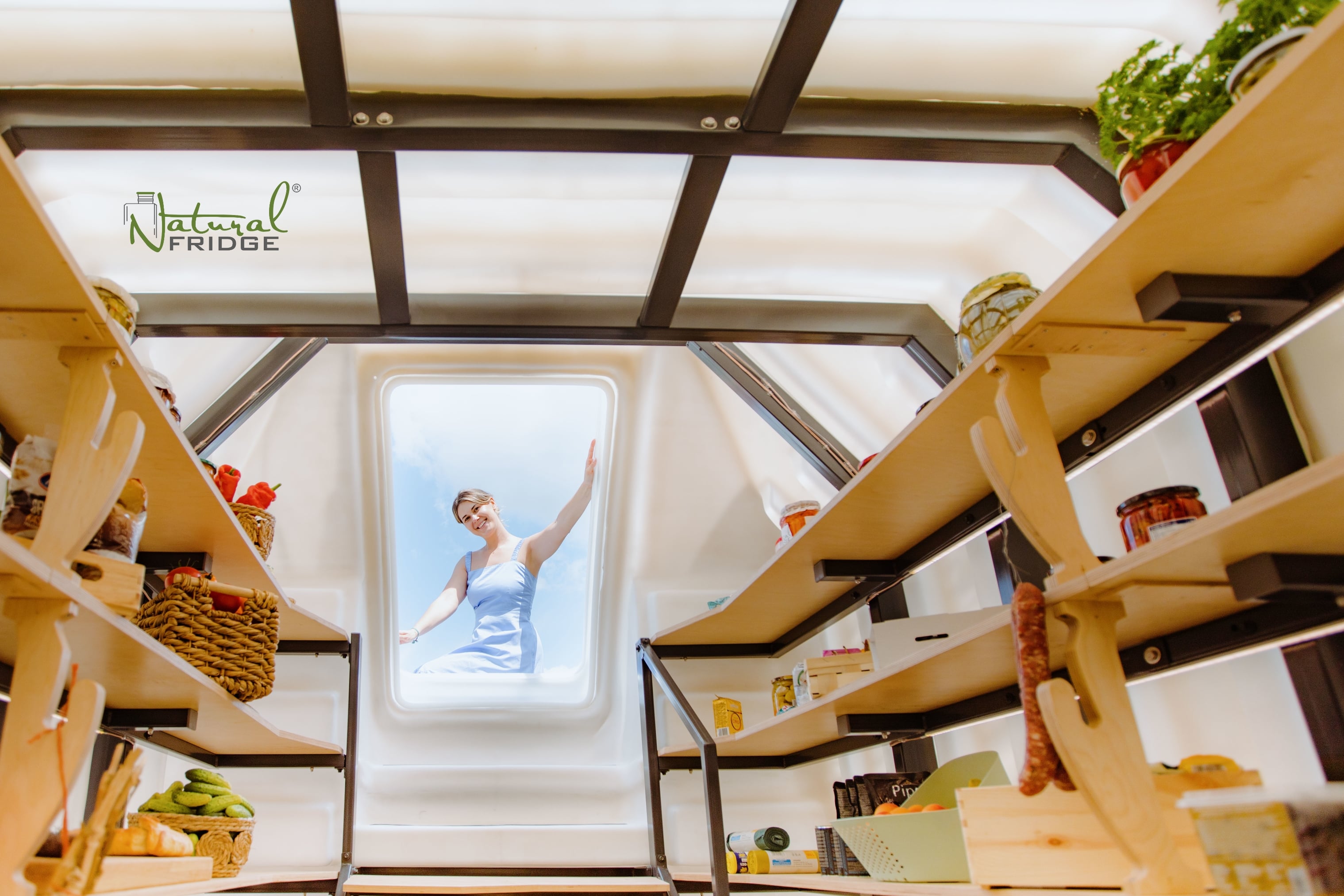 Erdkeller Modell 200x500 Dadurch ist der Keller luftdicht und hermetisch. Es hat ein Volumen von bis zu 18,3 Kubikmetern und die Wandstärke liegt zwischen 12-15  Erdkeller Modell 200x500 Natural Fridge  14.460  EUR inkl. MwSt. , zzgl.  Versandkosten