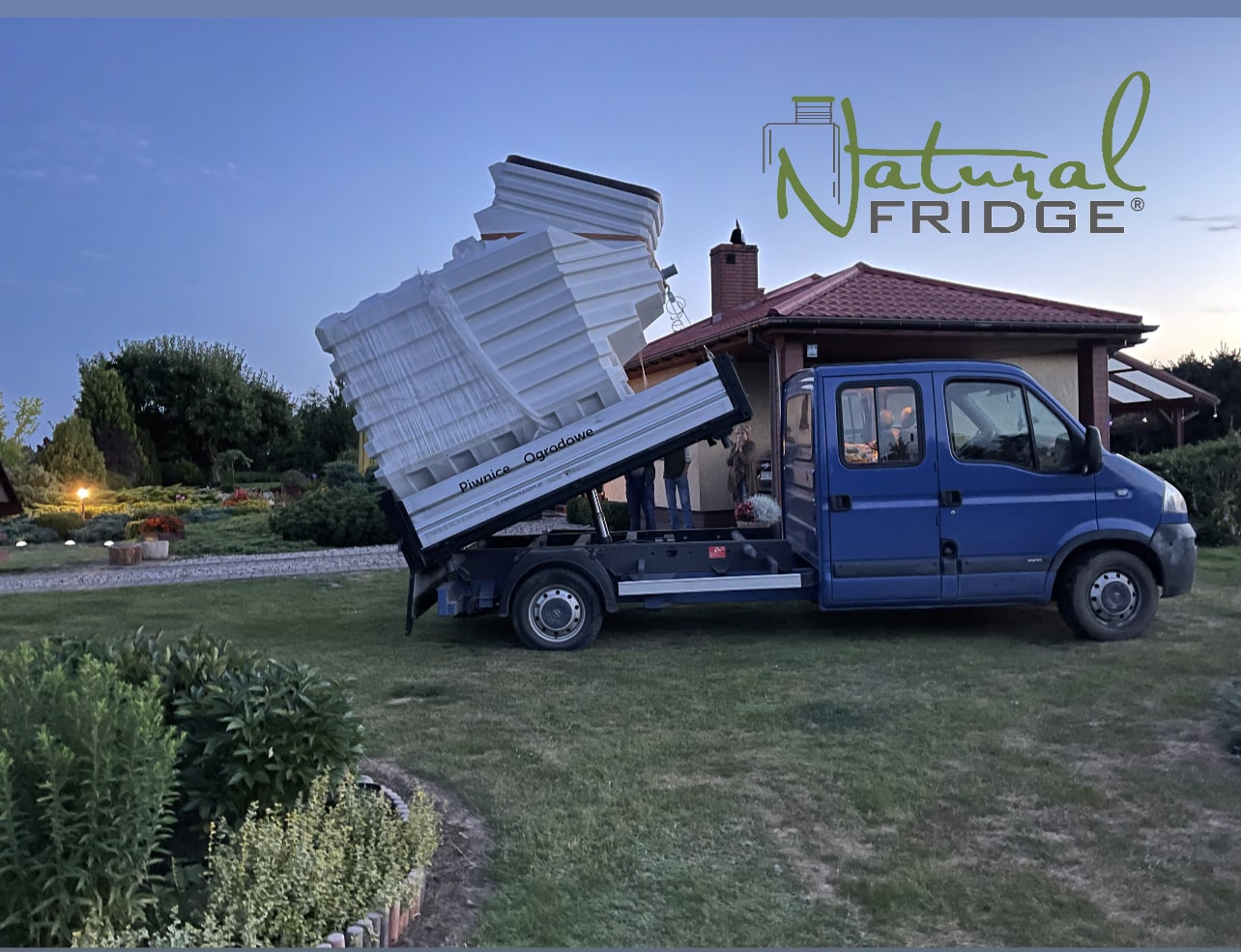 Kunststoff-Keller und Gemüsevorratskammer absolut dicht, abmessung 2,0 m x 1,75 m mit einem abfallenden Eingang Erdkeller Modell 200x175  Fertig Erdkeller aus Polen Natural FRIDGE® für Deutschland —  🍏 Vorschriften Natural Fridge -  Angebot