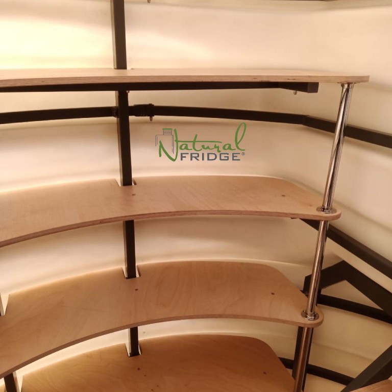 Fertig Erdkeller aus Polen Natural FRIDGE 2,5m geneigtem Eingang - Montage des Keller im Garten, Weinkeller Berlin, Deutschland, 2022 BPR-PLASTECH Sp. z o. o. 🍏 Vorschriften Natural Fridge -  Angebot