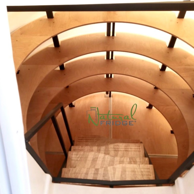 Fertig Erdkeller aus Polen Natural FRIDGE 2,5m geneigtem Eingang - Montage des Keller im Garten, Weinkeller Berlin, Deutschland, 2022 BPR-PLASTECH Sp. z o. o. 🍏 Vorschriften Natural Fridge -  Angebot