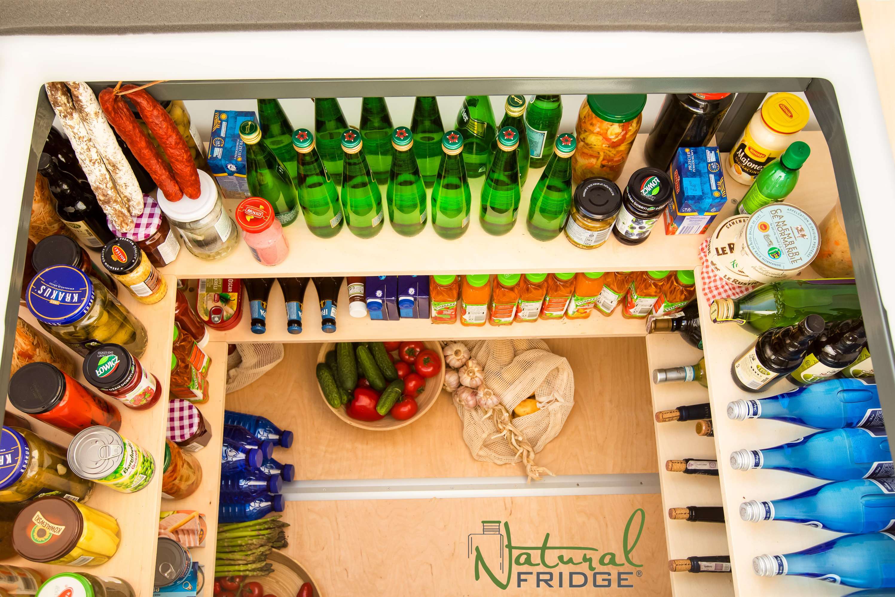 Erdkeller Modell 120x160 2 Reihen breite Regale. Unser Einbaum bietet viel Stauraum. Die Regale sind auf einem Stahlrahmen montiert und können große Mengen an Konserven  Erdkeller Modell 120x160 Natural Fridge  2.350  EUR inkl. MwSt. , zzgl.  Versandkosten