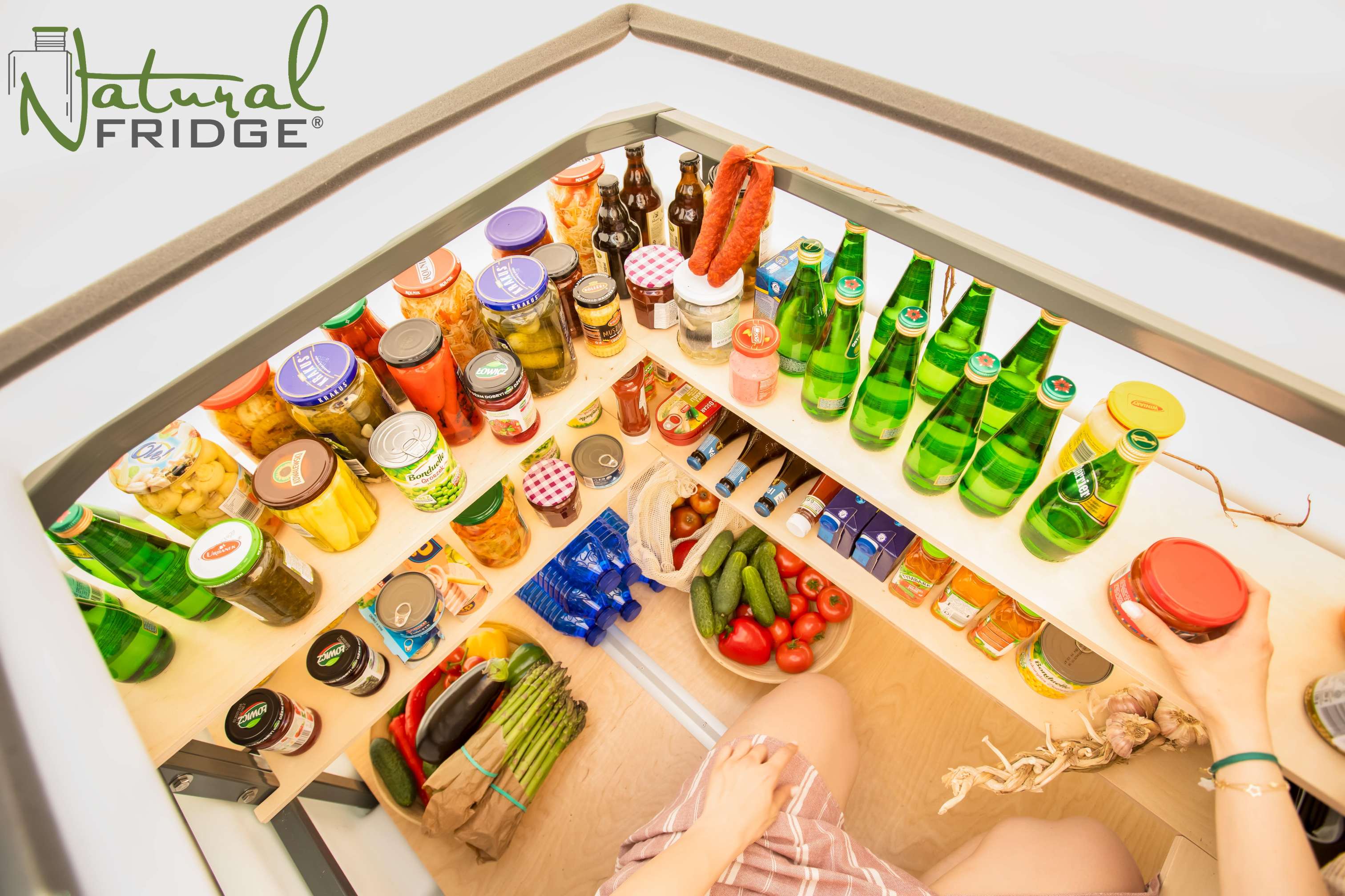 Erdkeller Modell 120x160 2 Reihen breite Regale. Unser Einbaum bietet viel Stauraum. Die Regale sind auf einem Stahlrahmen montiert und können große Mengen an Konserven  Erdkeller Modell 120x160 Natural Fridge  2.350  EUR inkl. MwSt. , zzgl.  Versandkosten