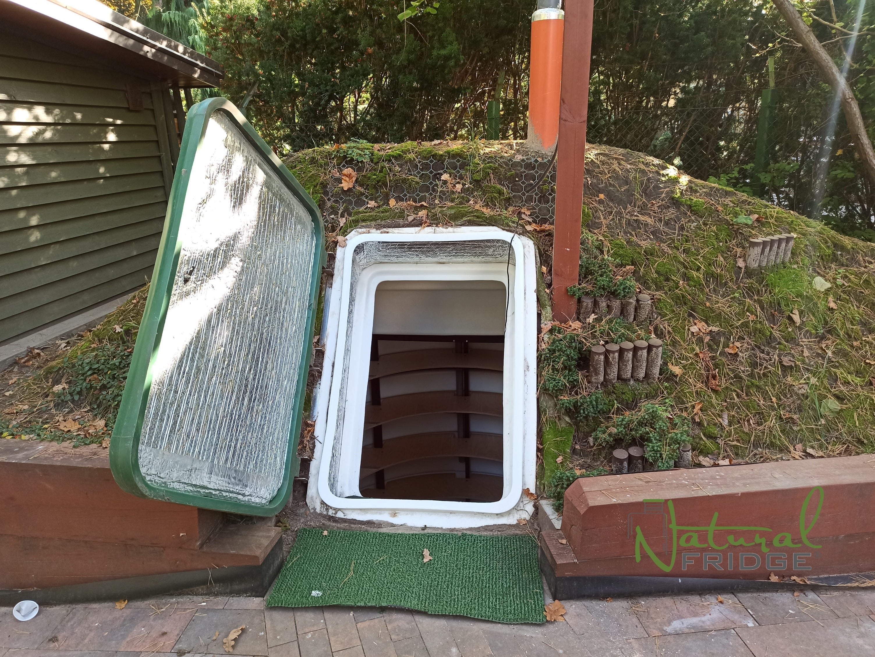 Weinkeller 250 Montage   Transport Weinkeller 250 Natural Fridge  9.290  EUR inkl. MwSt. , zzgl.  Versandkosten