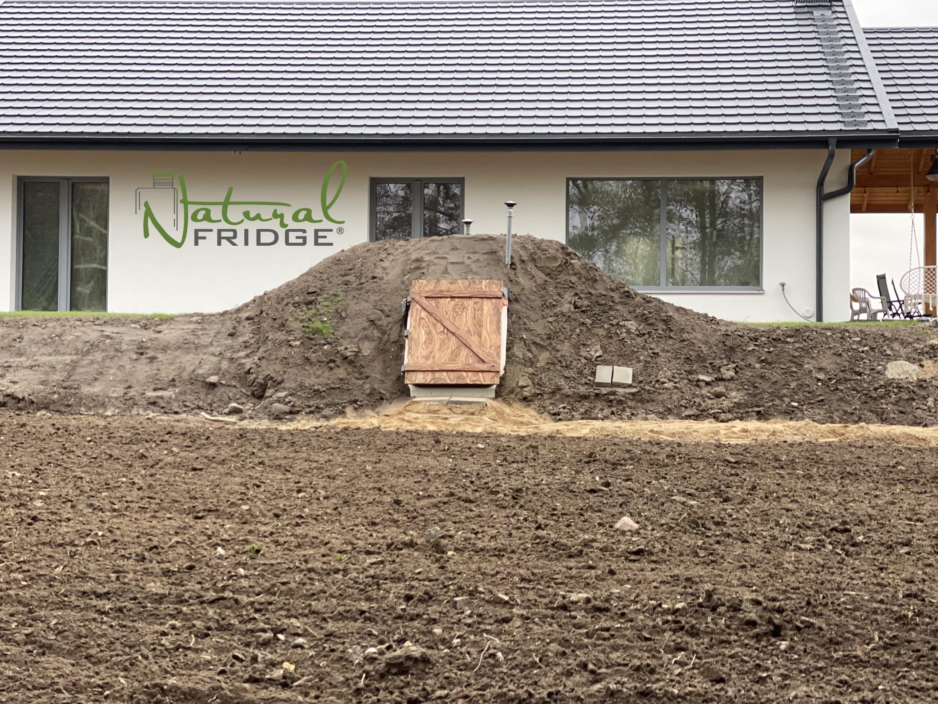Erdkeller Modell 250 99 Fotos zeigen unsere installierten Keller bei Kunden.  Video Erdkeller Modell 250 Natural Fridge  7.740  EUR inkl. MwSt. , zzgl.  Versandkosten