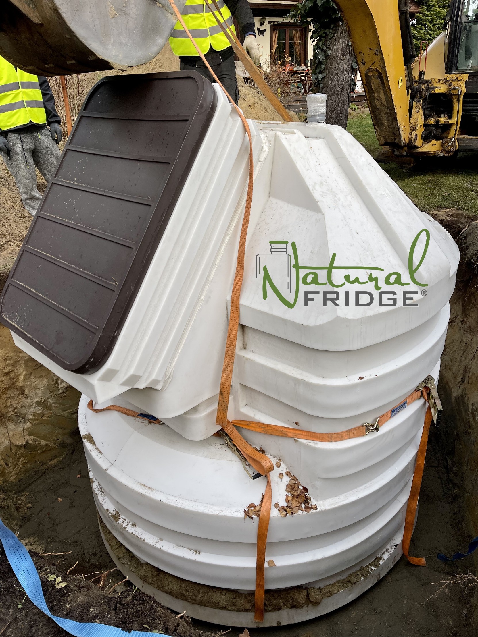 Erdkeller Modell 250 99 Fotos zeigen unsere installierten Keller bei Kunden.  Video Erdkeller Modell 250 Natural Fridge  7.740  EUR inkl. MwSt. , zzgl.  Versandkosten