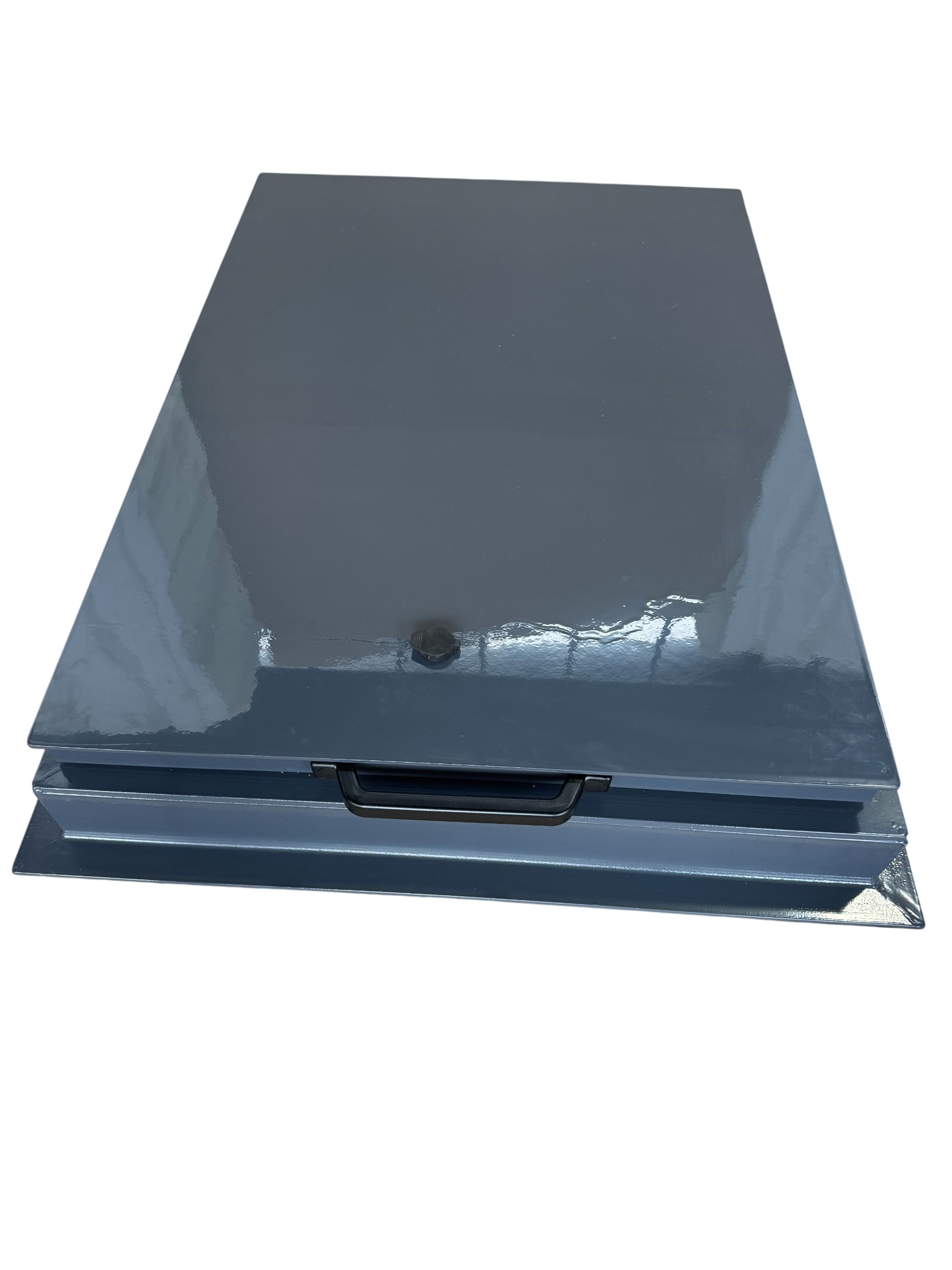 Schutzraum 330  Schutzraum 330 Natural Fridge  16.510  EUR inkl. MwSt. , zzgl.  Versandkosten