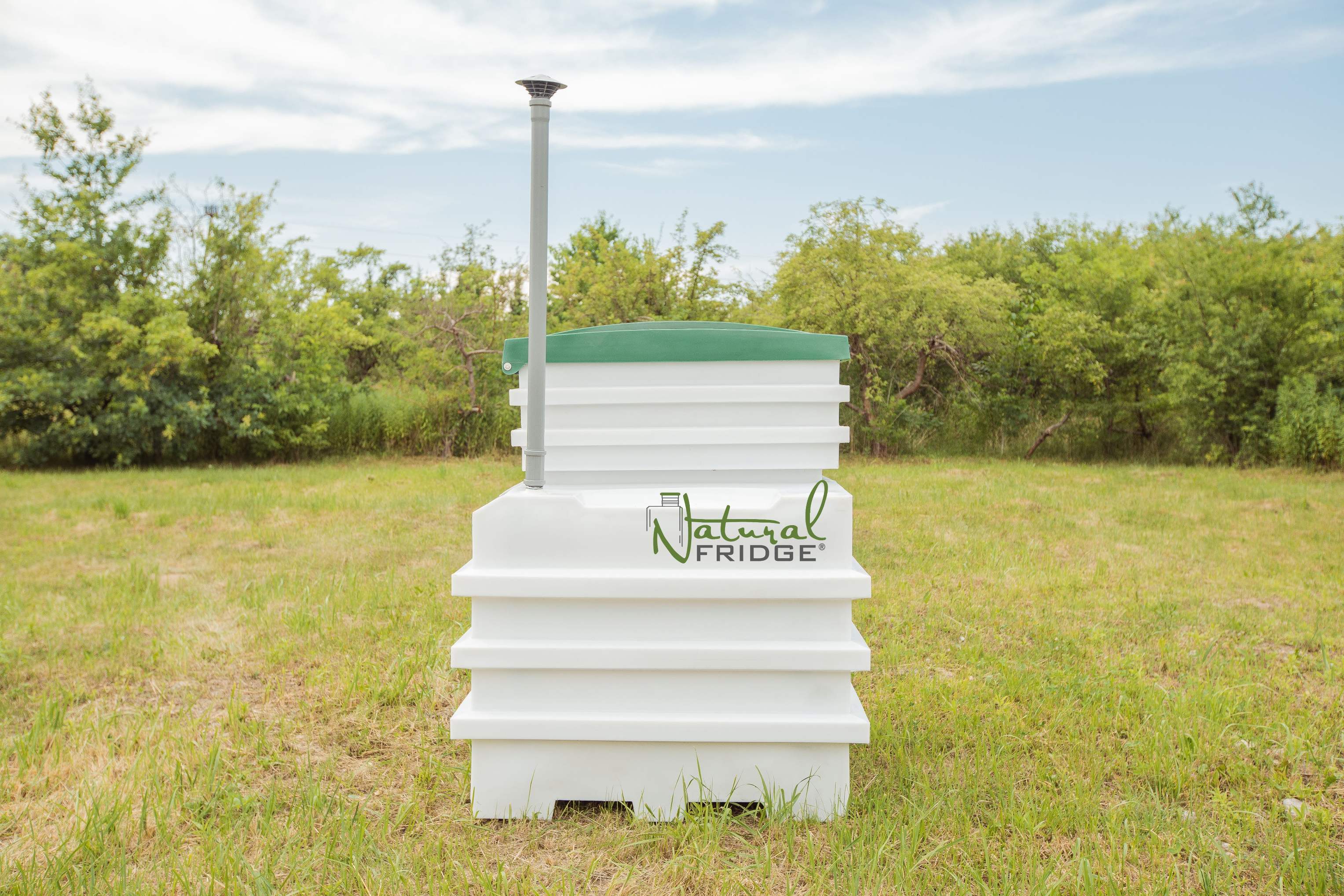 Plastikowa piwnica ogrodowa Natural FRIDGE 1,2 x 1,2m - Montaz piwniczki ogrodowej (ogrodowa spizarnia, ziemianka podziemna) Warszawa, Polska, Sierpien 2022 Piwniczka przydomowa 120x120   Piwniczka przydomowa  🍏 Regulamin Natural Fridge -  Oferta