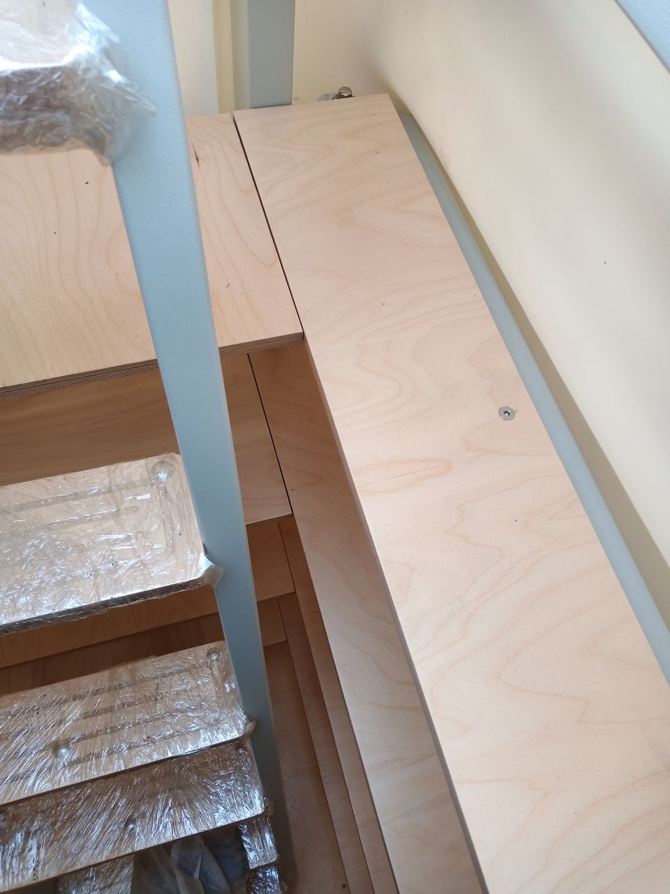 Erdkeller Modell 200x200 und ist die Basis für Holzregale.  Regale Erdkeller Modell 200x200 Natural Fridge  7.450  EUR inkl. MwSt. , zzgl.  Versandkosten