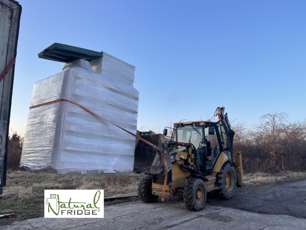 Erdkeller Modell 200x200 Wir liefern unsere Kunststoffkeller Natural FRIDGE ® (Naturkühlschrank) von unserem Lager in Warschau zu Ihnen nach Hause. Wir kümmern  Erdkeller Modell 200x200 Natural Fridge  7.450  EUR inkl. MwSt. , zzgl.  Versandkosten
