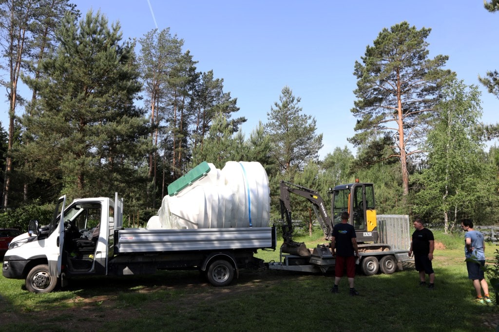 Weinkeller 250 Montage   Transport Weinkeller 250 Natural Fridge  9.290  EUR inkl. MwSt. , zzgl.  Versandkosten
