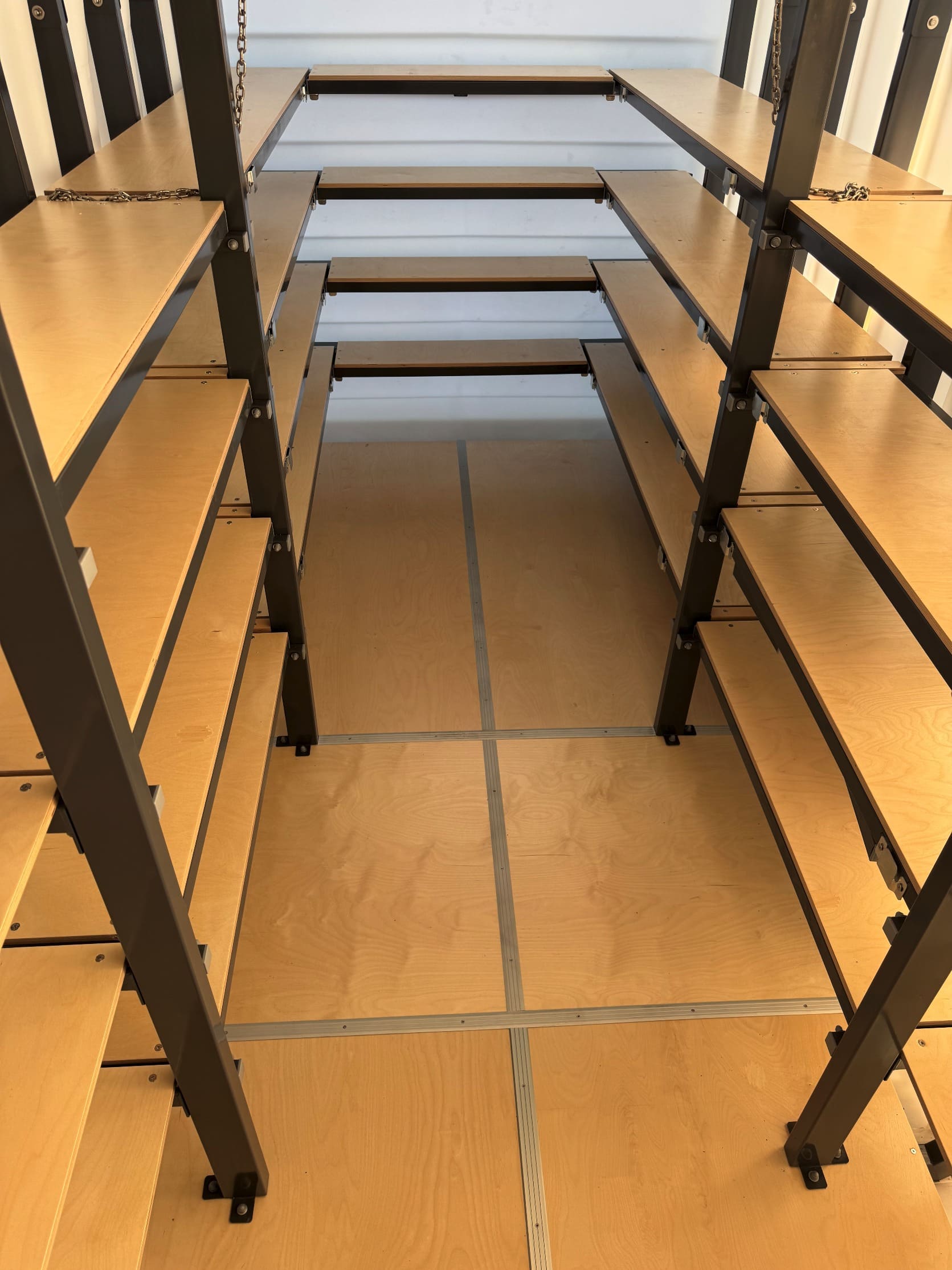 view Vollständig transformierbare Konstruktion: vom Erdkeller zum Schutzraum Belüftung mit Regelung – Notstromversorgung 12/230 V Schutzraum 480 Natural Fridge  23.590  EUR inkl. MwSt. , zzgl.  Versandkosten