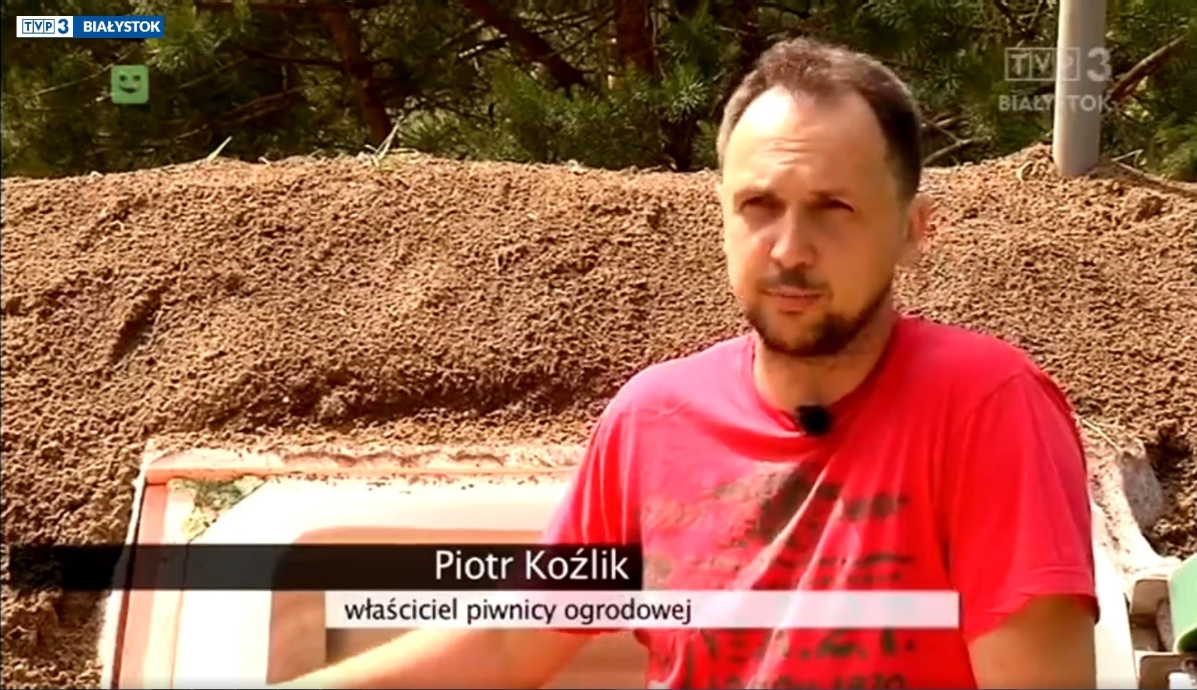 Piotr Kozluk, Bialystok — Die Installation im Keller ist einfach. Dies kann ein Bauunternehmen oder der Investor selbst übernehmen, wenn er Lust auf Tüfteln hat. Beim  Erdkeller Modell 250 Natural Fridge  7.740  EUR inkl. MwSt. , zzgl.  Versandkosten